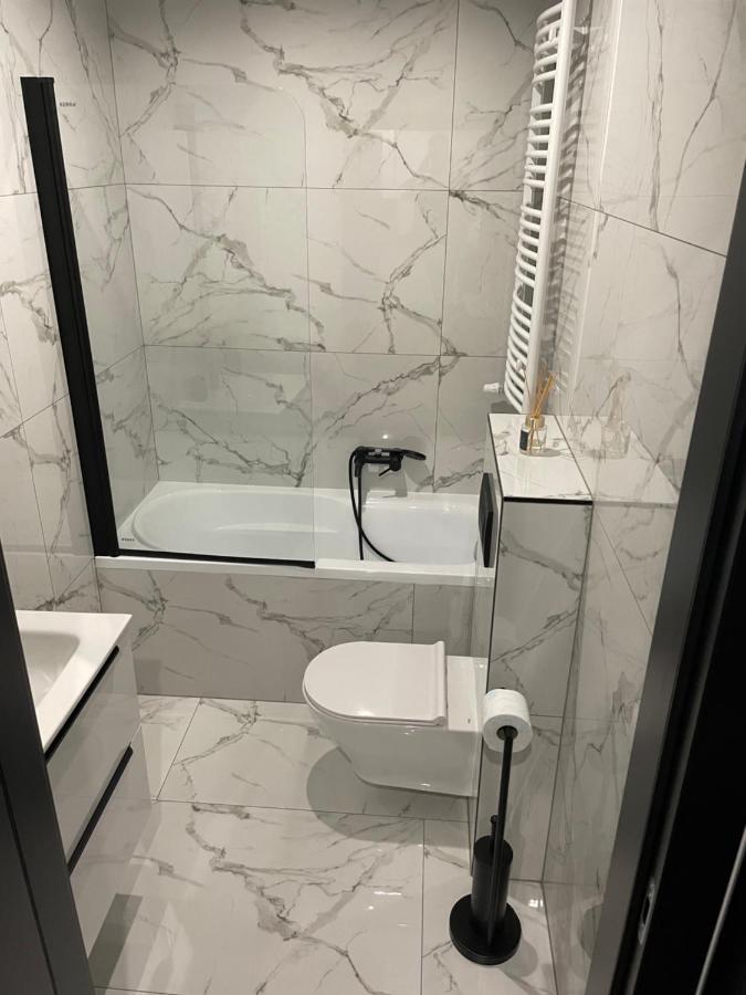 Smart Central Stay 2, Rynek, Sienkiewicza 24-Hour Check-In Zameldowanie Calodobowe เคียลเซ ภายนอก รูปภาพ